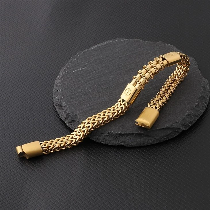 Gold Screw Accent Woven Chain Bracelet factory Gold Screw Accent Woven Chain Bracelet factory